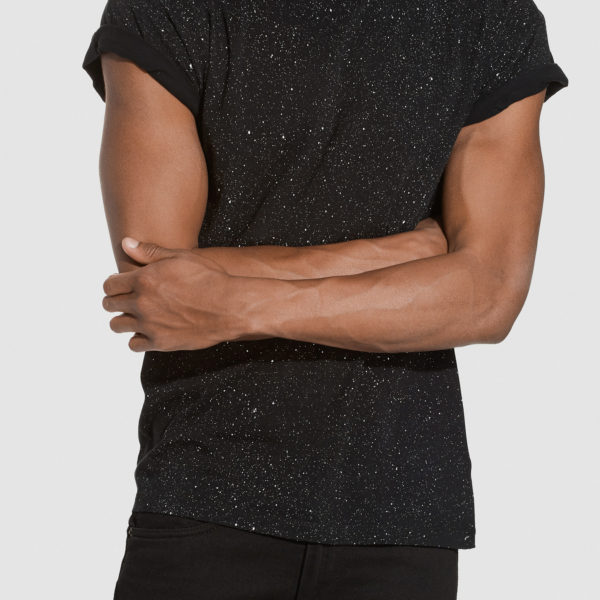 Black heather tee