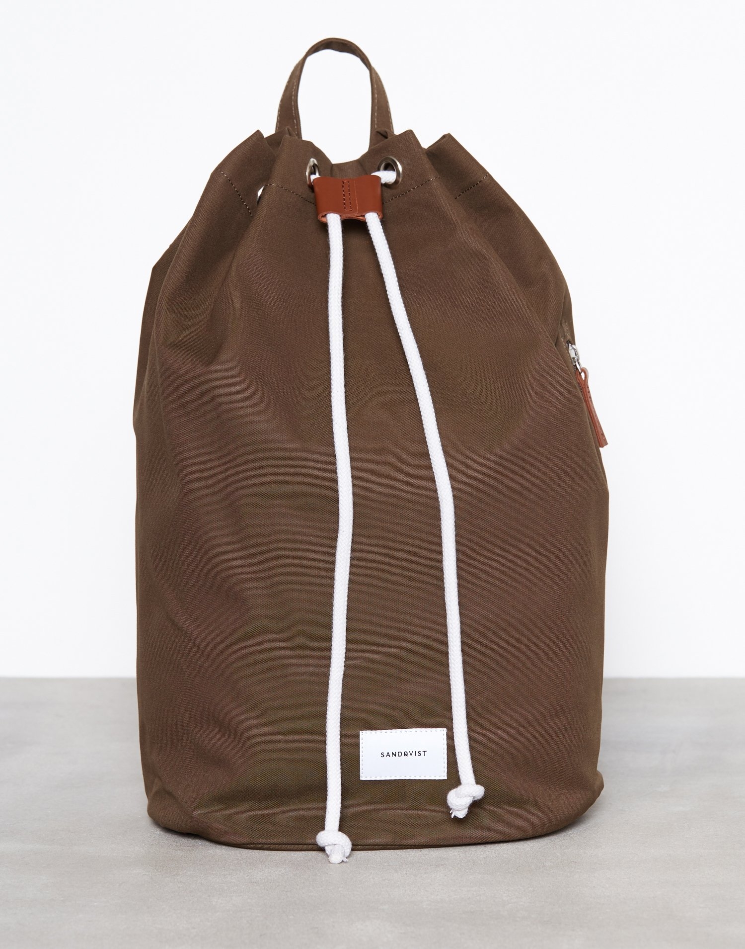 Skipper bag brown