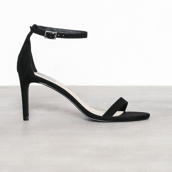 Black heels open toe